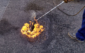 Aberchalder flat roofing repairs