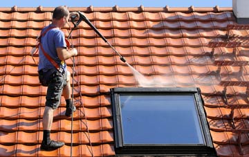 roof cleaning Aberchalder, Highland
